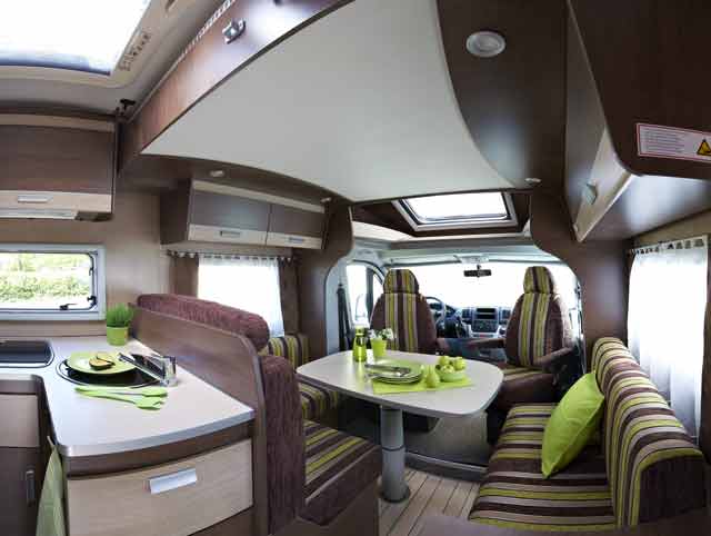 Salón delantero del Arctic T 71 LG